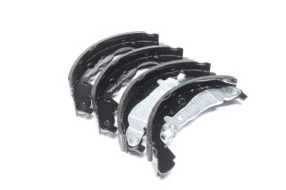 Колодка гальм. барабан. RENAULT DUSTER, SANDERO задн. (вир-во Bosch)