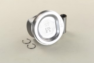Поршень з кільцями VAG 77,01 AWY/BMD 02- (вир-во Mahle)