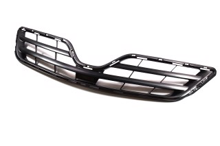 Решетка радиатора TOY COROLLA 10- (TEMPEST)