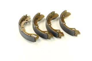 Колодка тормозная барабанная задняя KIA RIO II 14'' 00-05 (пр-во SANGSIN)