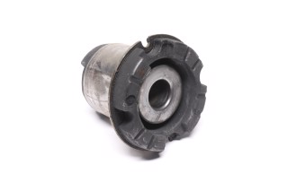 Втулка балки PEUGEOT 206 98- зад. міст (Вир-во LEMFORDER)