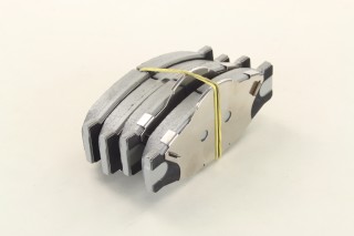 Колодки гальмівні передні дискові NISSAN PICK UP (вир-во ASHIKA)