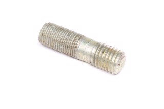 Шпилька М18х2,5-22 М18х1,5-30 L-62mm ступиці колеса бездискового (вир-во АвтоКрАЗ)