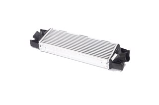 Інтеркулер IVECO DAILY (99-) (вир-во Nissens)