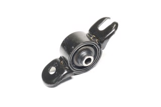 Сайлентблок важеля (вир-во GM)