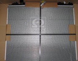 Радиатор охлаждения MITSUBISHI PAJERO (V10, 40) (90-) 2.8 TD (пр-во Nissens). 62801