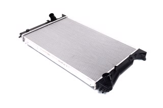 Радіатор TOYOTA  AVENSIS (2003) 2.0 D4D (вир-во Nissens)