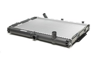 Радиатор охлаждения HYUNDAI GALLOPER (1992-) (пр-во Nissens)