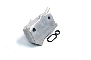 Радіатор масляний ML-CLASS W 163 (вир-во Nissens)