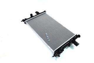 Радіатор охолодження OPEL ASTRA H (04-) (вир-во Nissens)