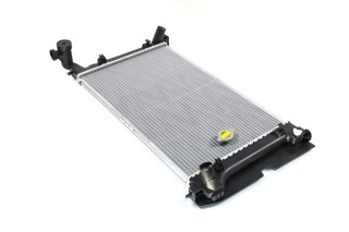 Радіатор охолодження TOYOTA AVENSIS (T25) (03-)/COROLLA (01-) (вир-во Nissens)