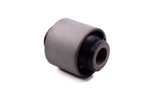 Сайлентблок важеля MITSUBISHI LANCER задн. (вир-во RBI)