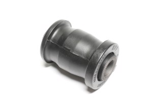 Сайлентблок важеля TOYOTA COROLLA передн. нижн. (вир-во RBI)