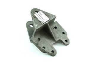 Кронштейн передней рессоры передний <ДК>