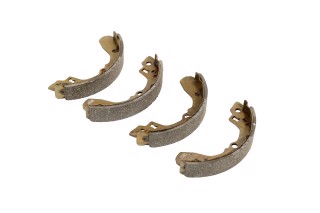 Колодки тормозные барабанные задние Kia Rio -06 (пр-во Mobis)