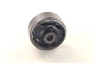 Сайлентблок важеля FORD FIESTA MAZDA 121 III 95-03 перед. міст ззаду (Вир-во FEBI)