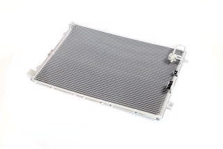 Конденсор кондиціонера SORENTO ALL 02- (Van Wezel)