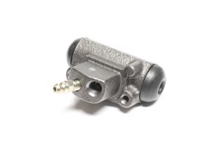 Цилиндр тормозной задний правый Kia K2500/K2700/K2700II 99-/Pregio 97- (пр-во Mobis)