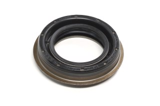 Уплотнение, масло ведущ вал передн колеса (пр-во GM)
