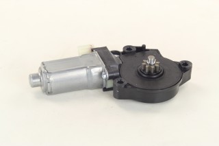 Мотор стеклоподъемника двери передней правой Hyundai Ix35/tucson 04- (пр-во Mobis)