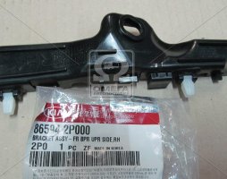 Кронштейн правый переднего бампера (пр-во Mobis)