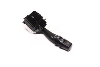 Переключатель подрулевой (света) wo fog Kia Cerato 04- (пр-во Mobis)