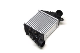 Інтеркулер A3 1.8i / 1.9 TDi 09/96- (Ava)