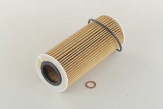 Фильтр масляный двигателя BMW 2.5-3.5 D 03- (пр-во KNECHT-MAHLE). OX177/3D