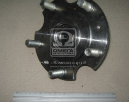 Ступица колеса с болтами