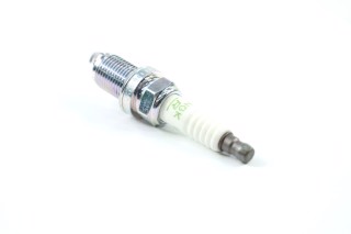 Свічка запалювання BKR5EYA-11 TOYOTA COROLLA (1.4-1.8) 00-07, AVENSIS (1.6,1.8) 02- (вир-во NGK)