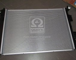 Радіатор охолодження двигуна Kia A2 12- (вир-во Mobis)