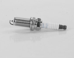 Свічка запалювання NISSAN MICRA (1.2,1.4,1.6) 03-/NOTE 1.4 06- (вир-во NGK)