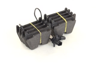 Колодка гальм. диск. AUDI A6 передн. (вир-во TRW)