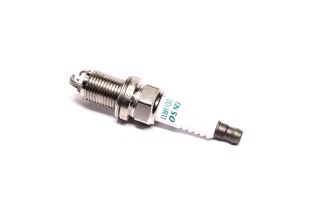 Свічка запалювання IRIDIUM TOYOTA AVENSIS 03-09 (вир-во DENSO)