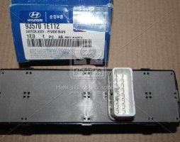 Блок кнопок управління склопідйомниками Hyundai Accent/verna 08-12 (вир-во Mobis). 935701E112