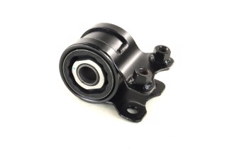 Сайлентблок важеля FORD C-MAX, FOCUS, MAZDA 3,5 03 перед. міст з кронштейном (Вир-во FEBEST)