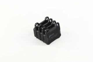 Колодка гальм. диск. MB 190 (W201) задн. (вир-во REMSA)