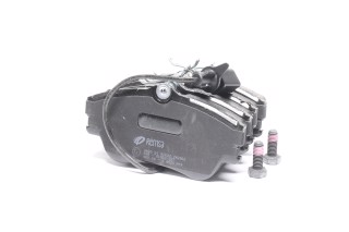 Колодка тормозная дисковая передняя VW T4 (70XB, 70XC, 7DB, 7DW) (пр-во REMSA)