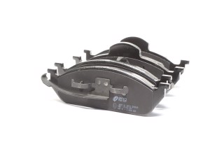 Колодка тормозная дисковая передняя MB M-CLASS (W163) (02/98-06/05) (пр-во REMSA)