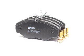 Колодка гальм. диск. OPEL VIVARO 01-, RENAULT TRAFIC 01- передн. (вир-во Remsa)