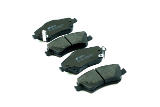 Колодка гальм. диск. TOYOTA AURIS передн. (вир-во REMSA)