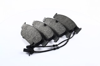 Колодка гальм. диск. AUDI A8 3.0 4.2TFSI QUATTRO,3.0 4.2TDI QUATTRO 09 - передн. (вир-во REMSA)