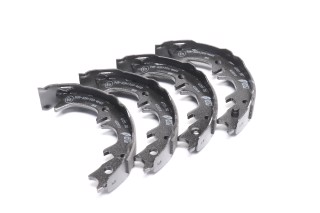 Колодка гальм. барабан. TOYOTA AVENSIS 1.6-2.0 97-03, CAMRY 96-01 задн. (вир-во Remsa)