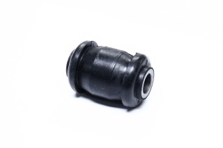 Сайлентблок важеля MITSUBISHI LANCER VII 03 перед. міст низ (Вир-во FEBEST)