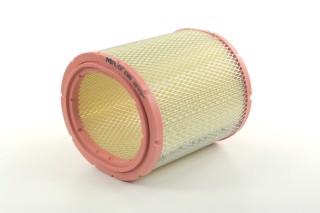 Фільтр повітряний MITSUBISHI Galant, Lancer, Space Wagon 1.8TD (вир-во M-Filter)