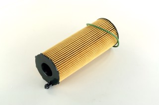Фильтр масляный двигателя VW TOUAREG I, II, AUDI Q7 3.0-4.2 TDI 04-, (пр-во MANN)
