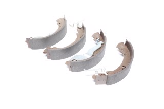 Колодка гальм. барабан. VW TRANSPORTER (T4) 92-03 задн. (RIDER)