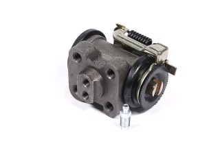 Цилиндр тормозной заднего моста ISUZU, Богдан Е2, Ataman передний правый (с прокачкой с АВС) <ДК>(ра (распродажа)