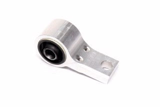 Сайлентблок важеля FORD / MAZDA FIESTA V, FUSION, MAZDA 2 (Вир-во Moog)