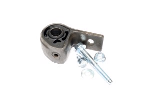 Сайлентблок важеля CITROEN / PEUGEOT 306, PARTNER / BERLINGO, XSARA, ZX (Вир-во Moog)